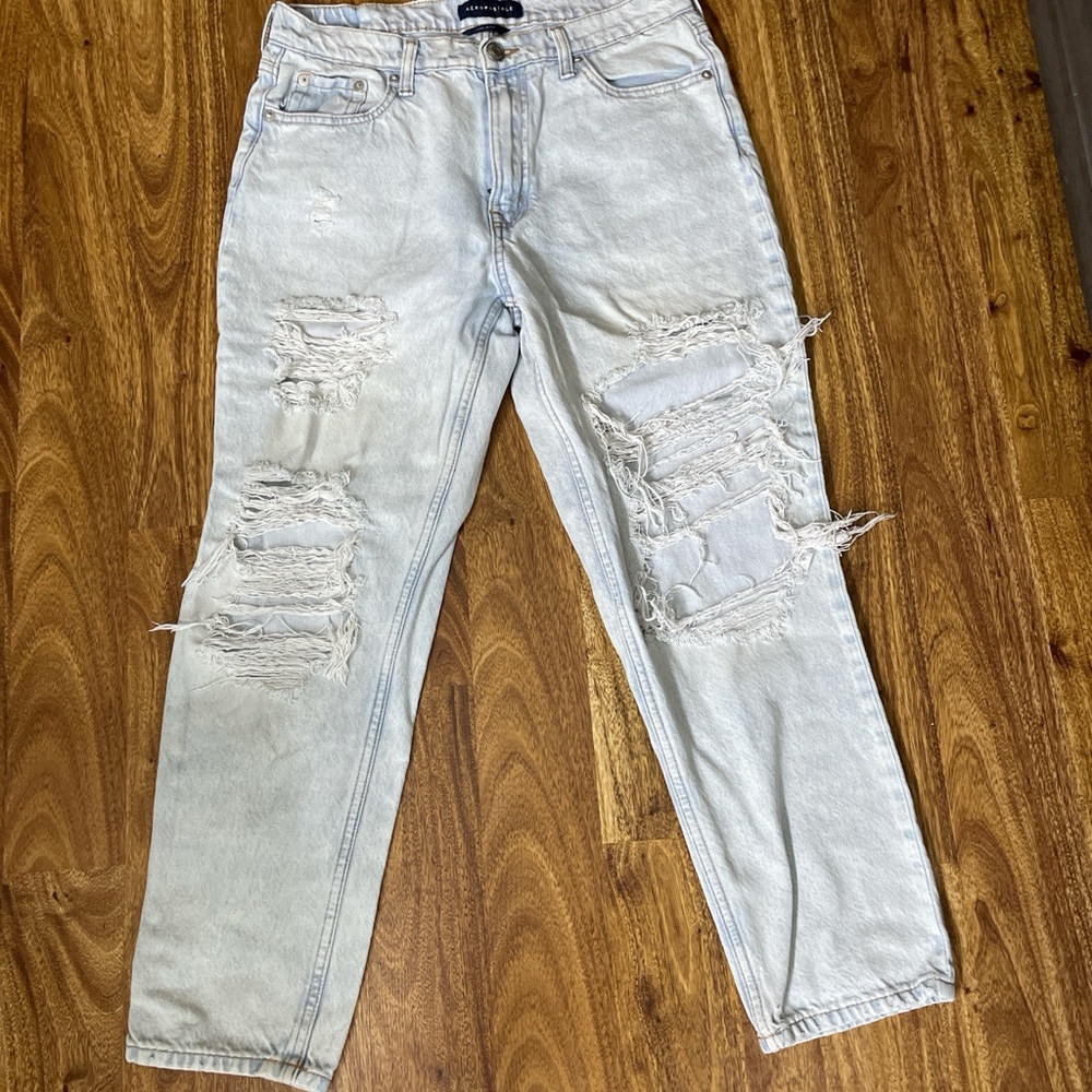 Aeropostale Women's Light Blue Distressed Jeans